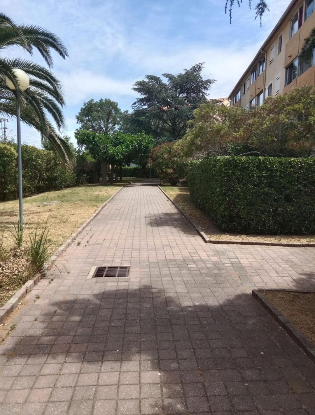 Frejus-Plage Et Centre-Ville, 28 M2, Accueil 4 Personnes, Francais, English Spoken Экстерьер фото